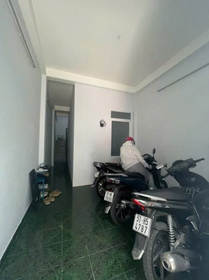 SIÊU HIẾM Q10 – Nhà 4T Ngô Gia Tự, 42m², 3PN – Cho Thuê 10Tr/Th – Sổ Vuông
